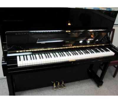 Đàn piano Victor V52